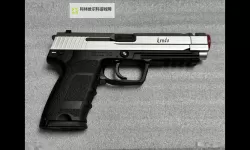 《生化危机4重制版》红9与初始手枪伤害对比