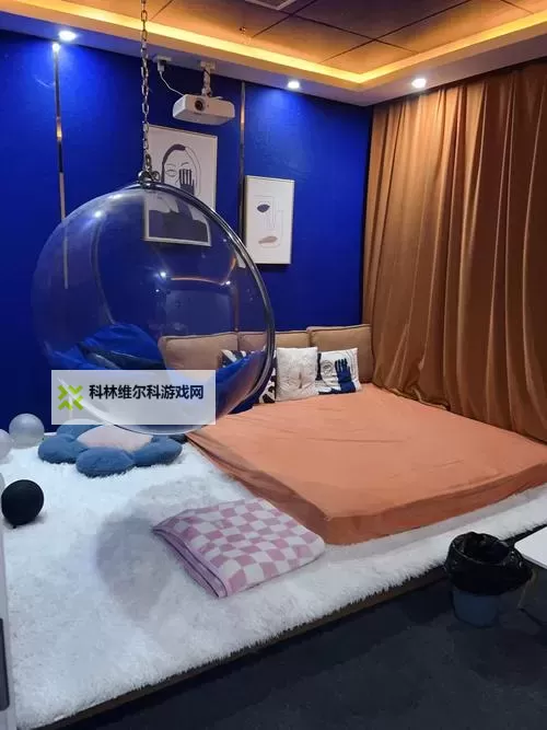 午夜灯影下的城市回响:成人综合影院里的梦与回忆图1