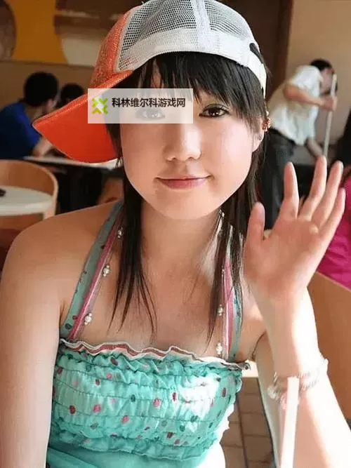 张筱雨《魅惑》-5：光影里的静默诱惑图1