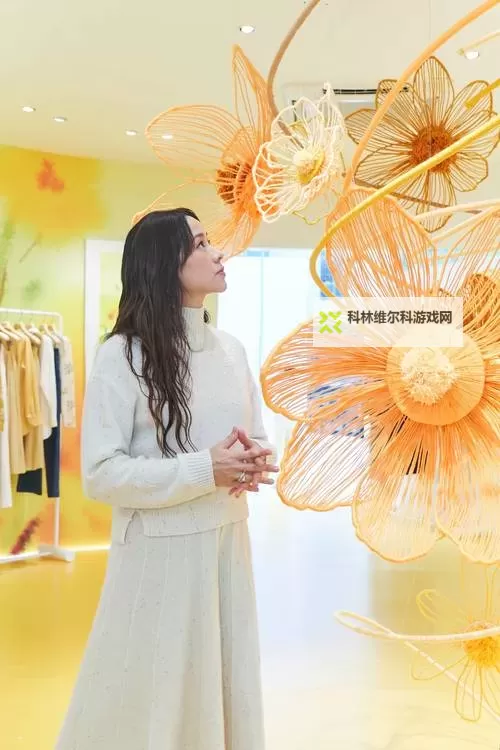 赵欣丝绸走秀：在丝路光影中编织时代梦图1