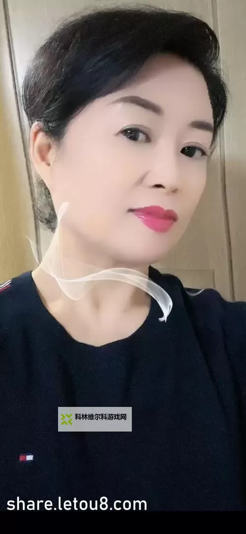 在www亚洲人人的光影里，寻找被风吹散的故事图1